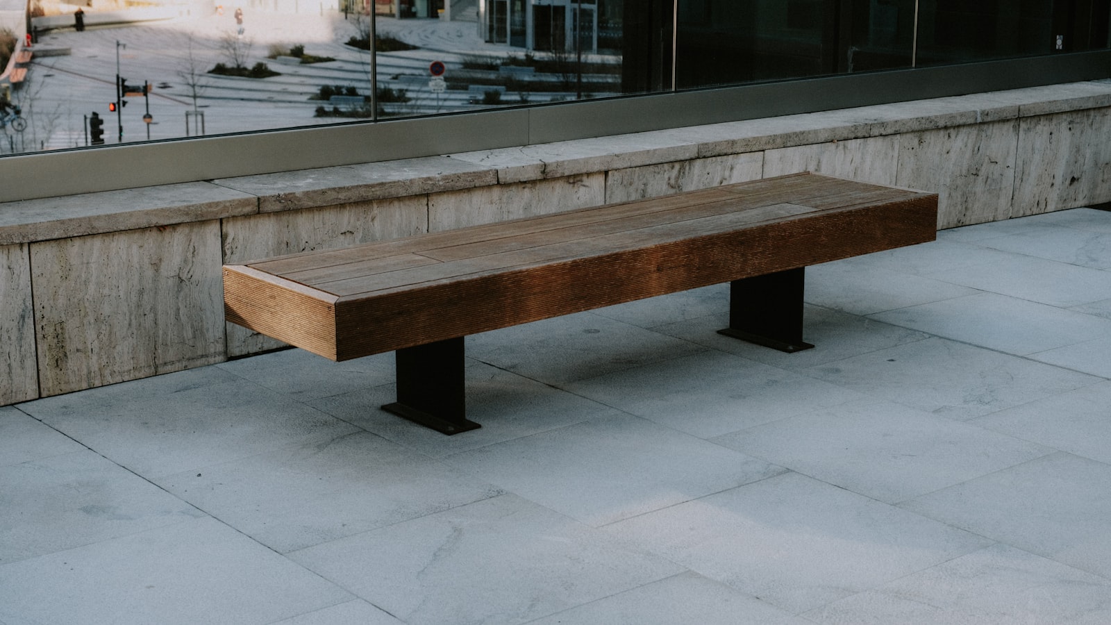 Встроенная мебель на террасе: плюсы и минусы с точки зрения практики